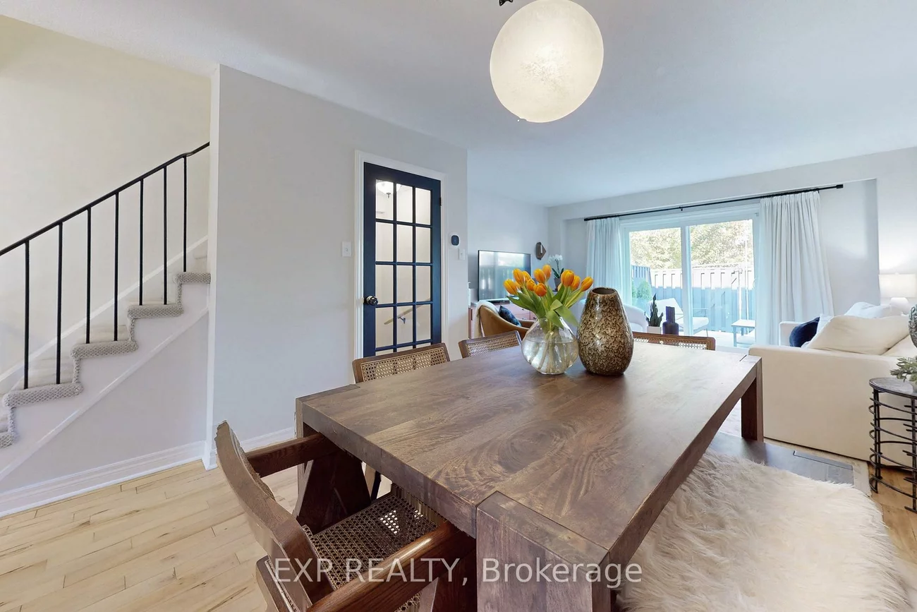 6699, Falconer, Streetsville, Mississauga