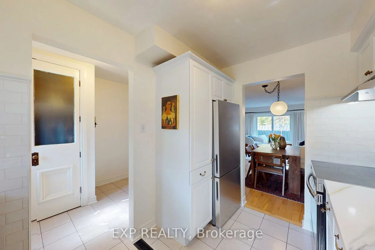 6699, Falconer, Streetsville, Mississauga