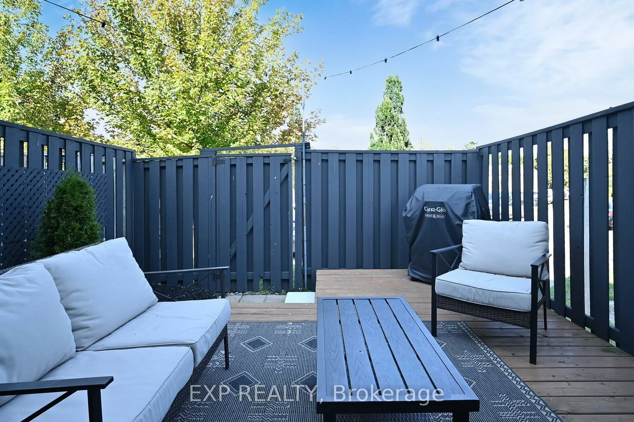 6699, Falconer, Streetsville, Mississauga