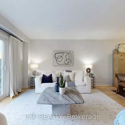 6699, Falconer, Streetsville, Mississauga