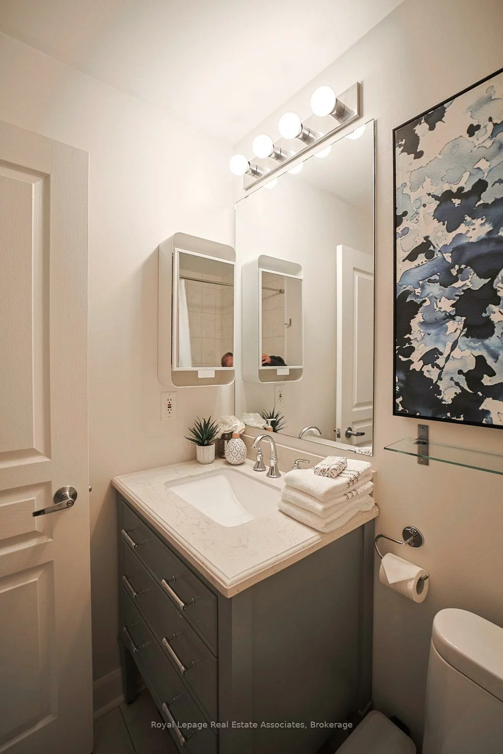 80, Port, Port Credit, Mississauga