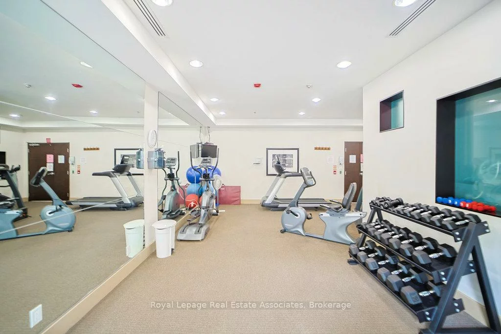 80, Port, Port Credit, Mississauga