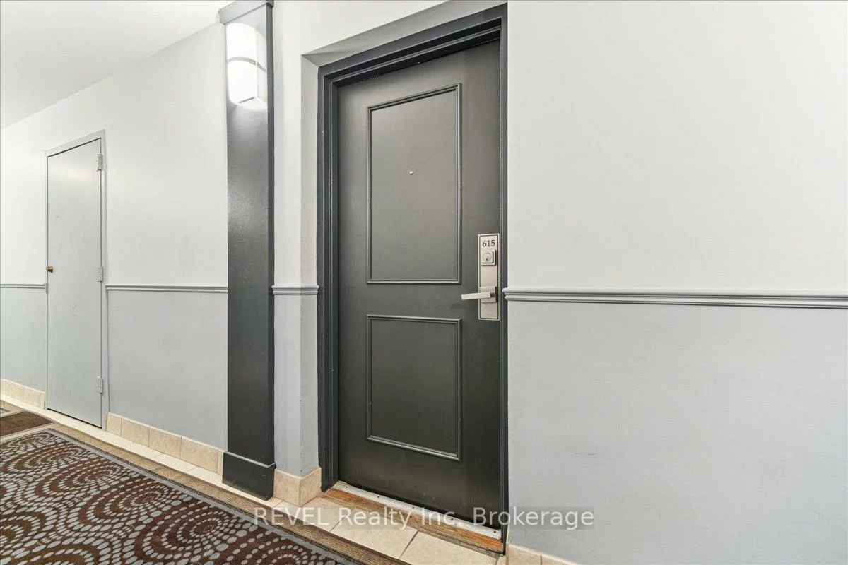 1660, Bloor, Applewood, Mississauga