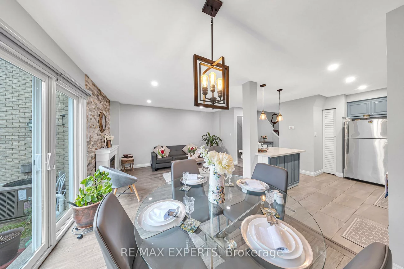 2676, Folkway, Erin Mills, Mississauga