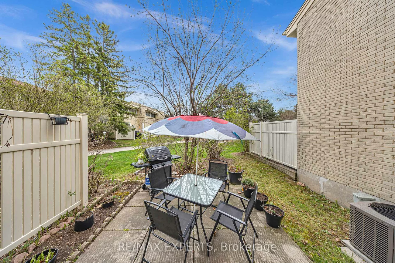 2676, Folkway, Erin Mills, Mississauga