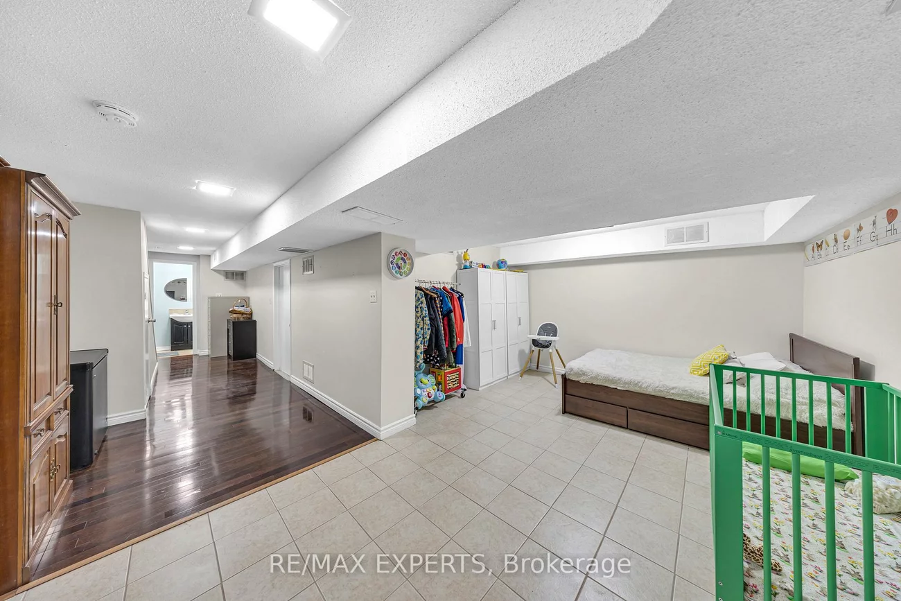 2676, Folkway, Erin Mills, Mississauga