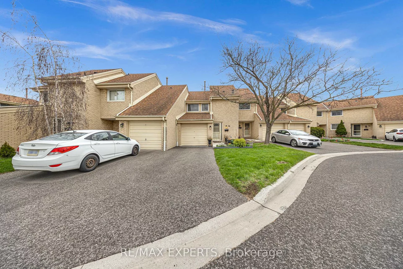 2676, Folkway, Erin Mills, Mississauga