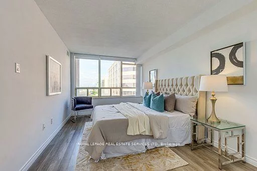 265, Enfield, City Centre, Mississauga