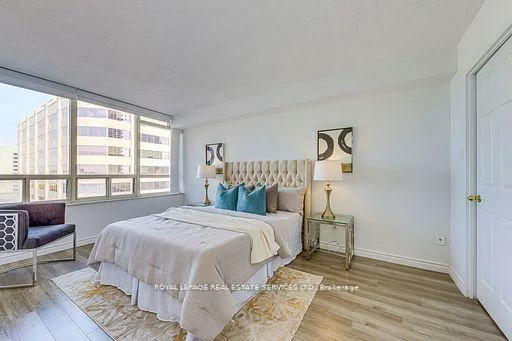 265, Enfield, City Centre, Mississauga