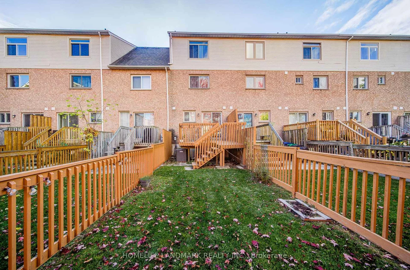 1050, Bristol, East Credit, Mississauga