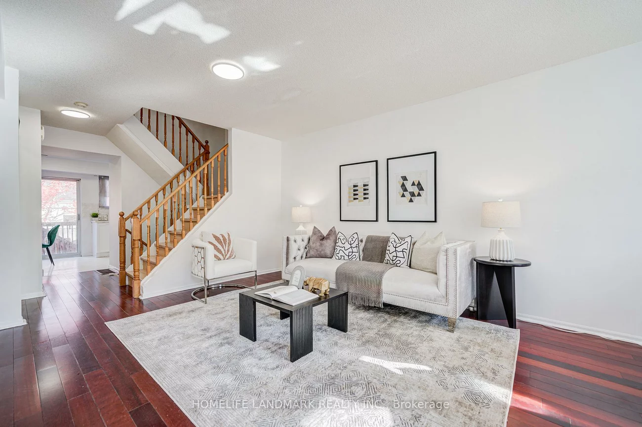 1050, Bristol, East Credit, Mississauga