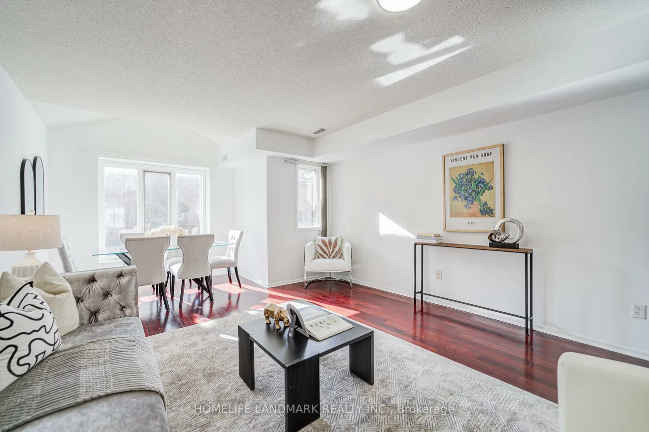 1050, Bristol, East Credit, Mississauga