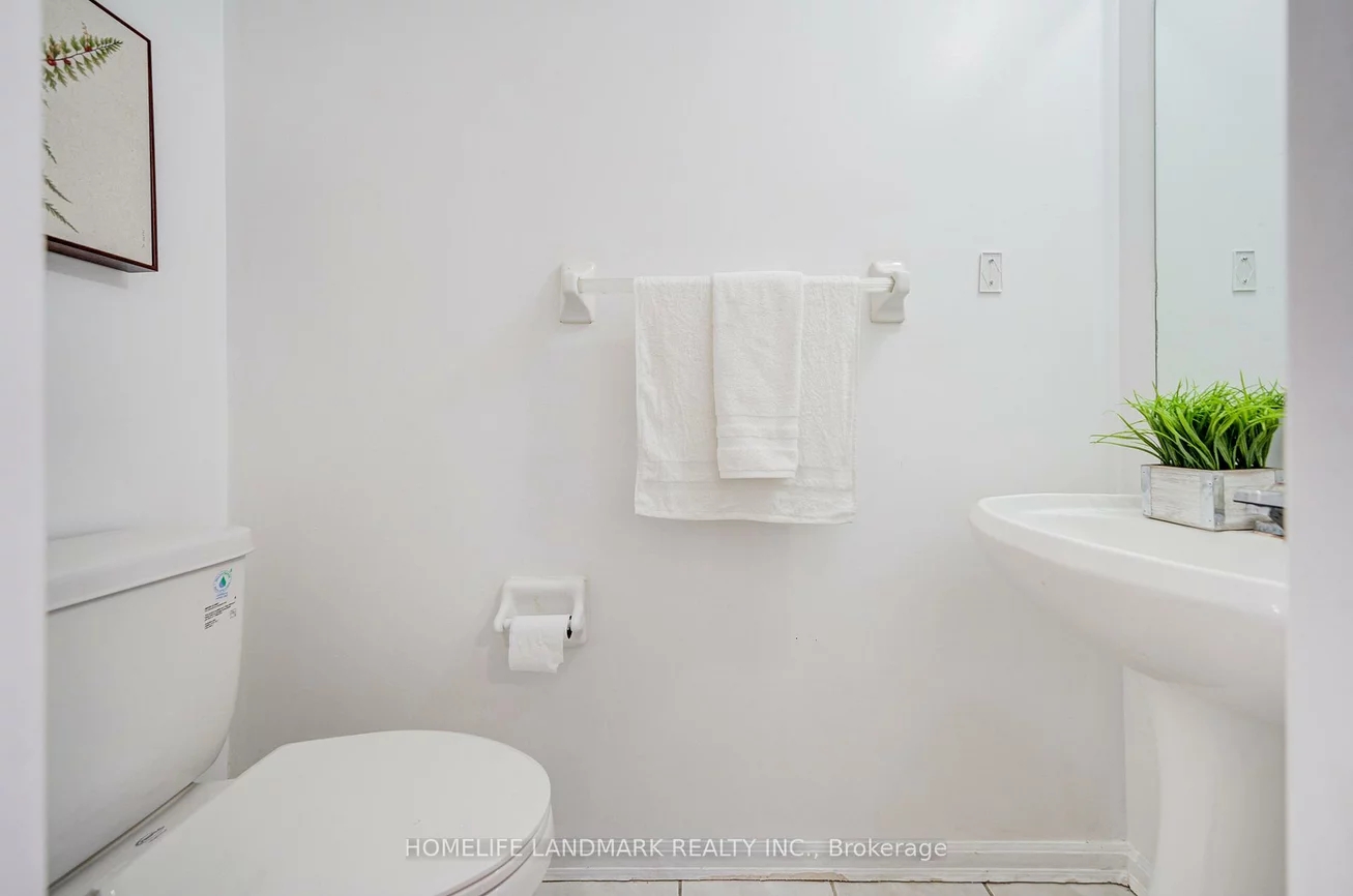 1050, Bristol, East Credit, Mississauga