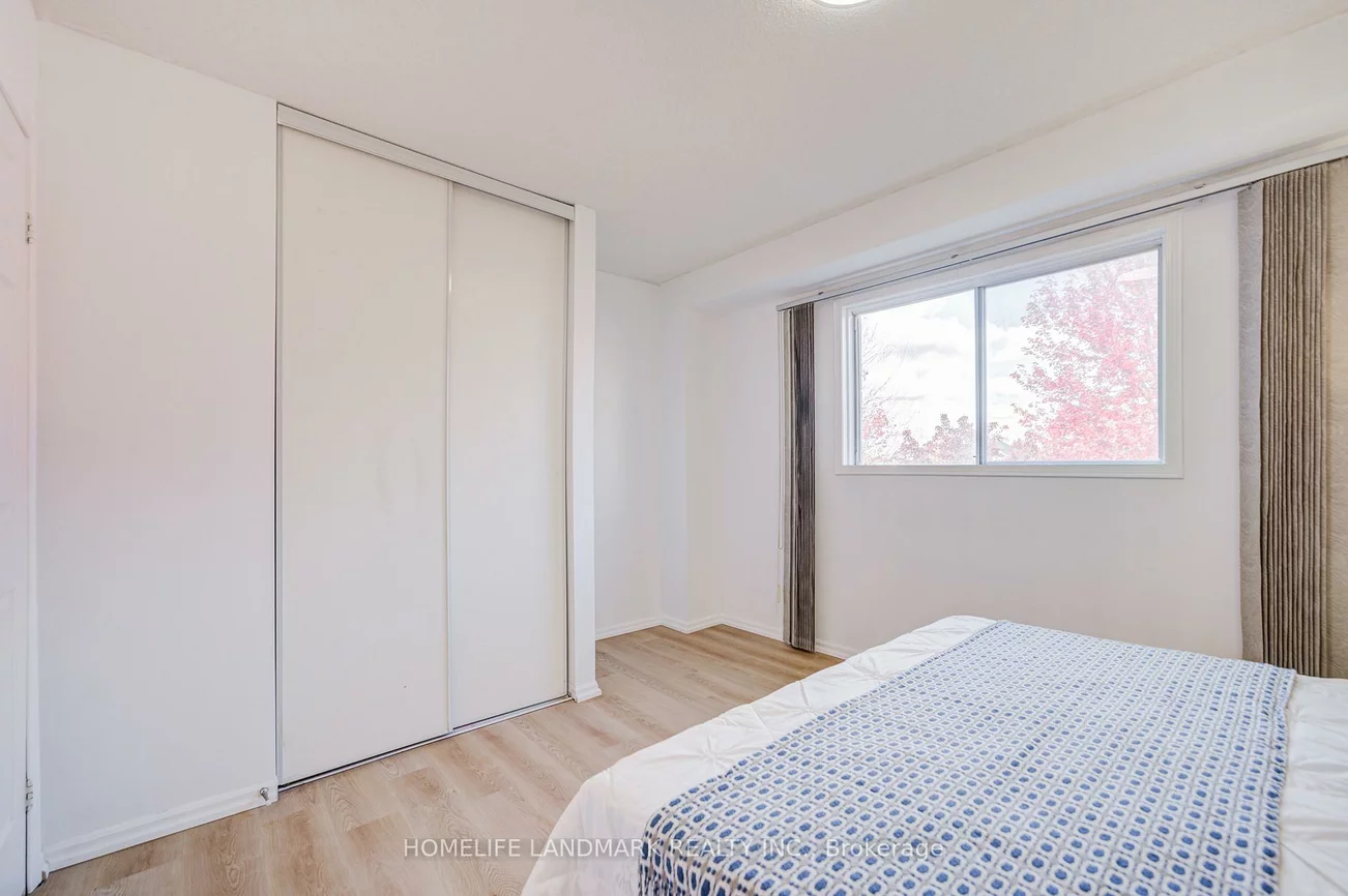 1050, Bristol, East Credit, Mississauga