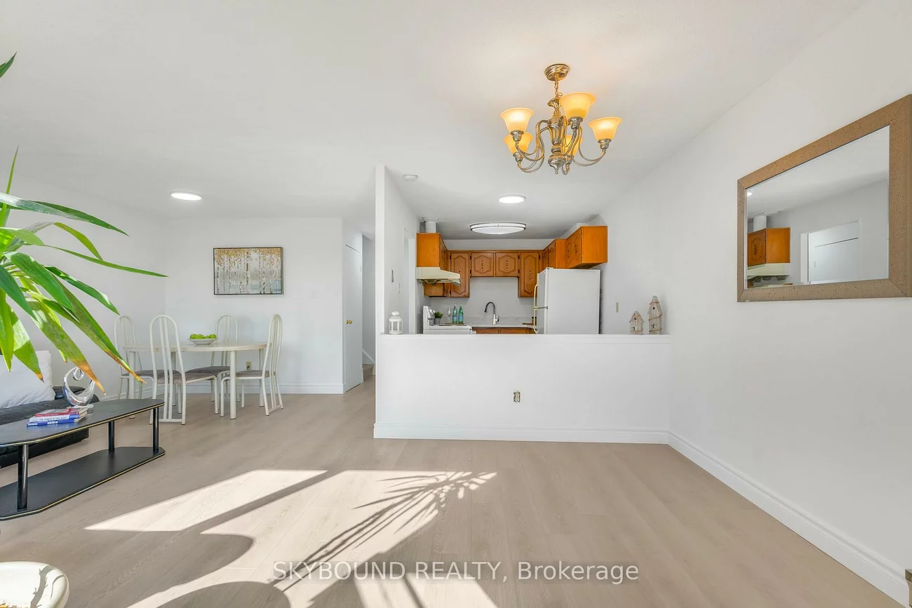 3055, Tomken, Applewood, Mississauga