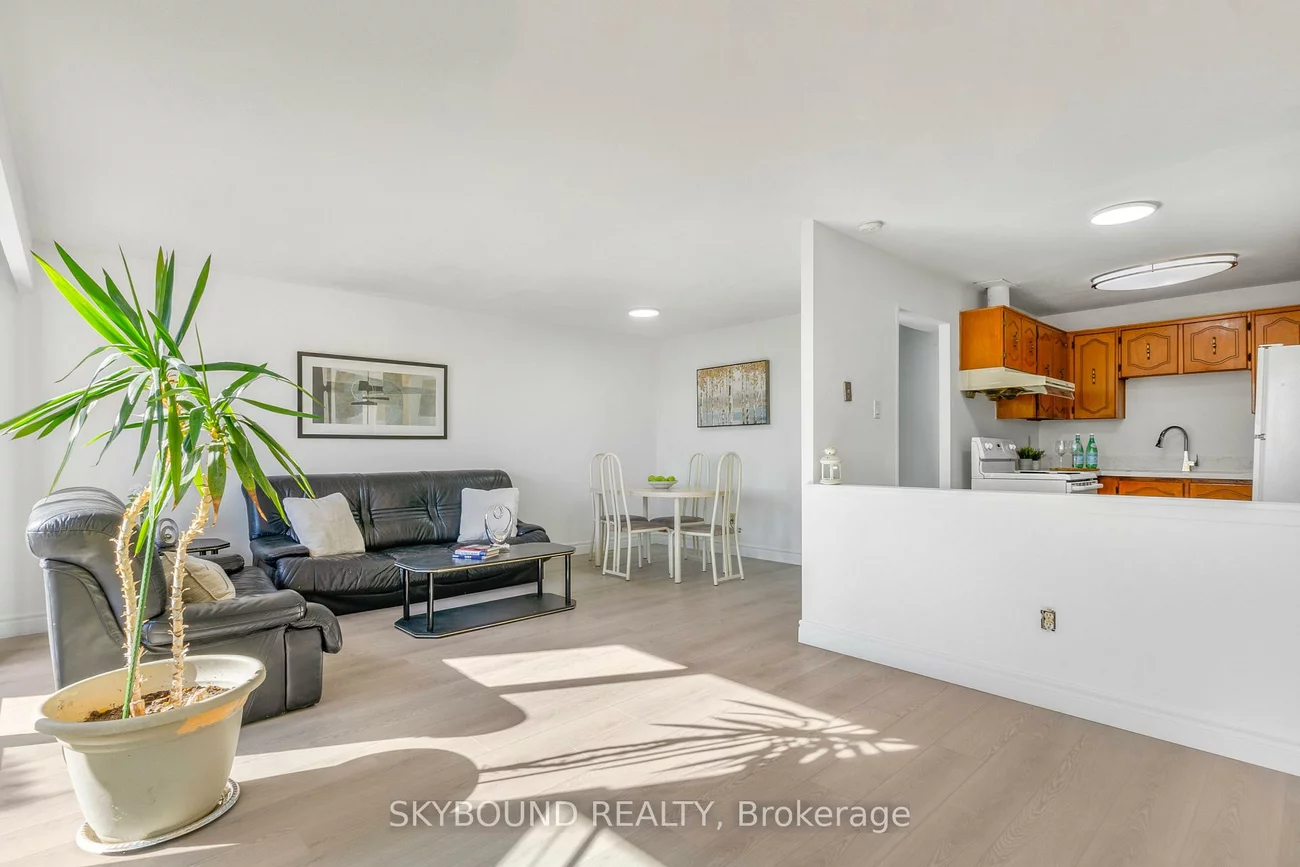 3055, Tomken, Applewood, Mississauga