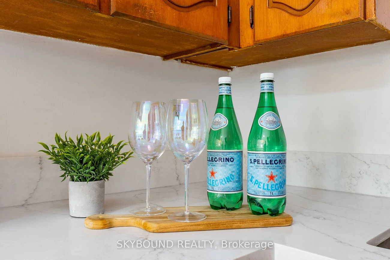 3055, Tomken, Applewood, Mississauga