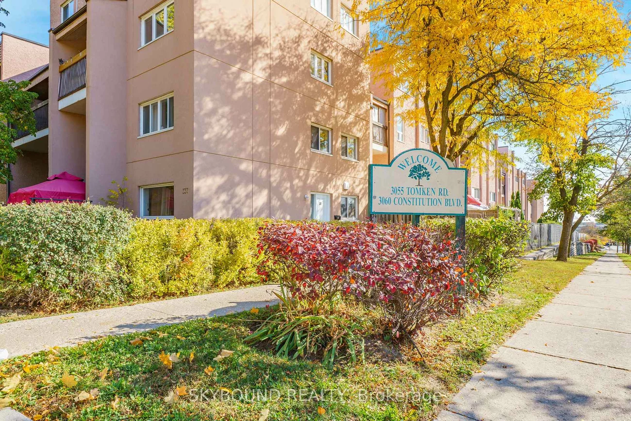 3055, Tomken, Applewood, Mississauga