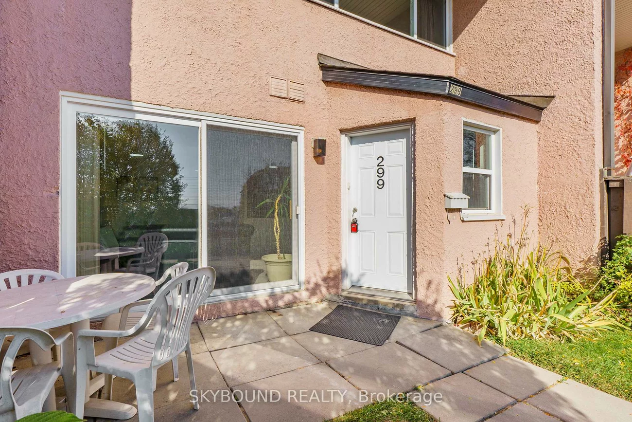 3055, Tomken, Applewood, Mississauga