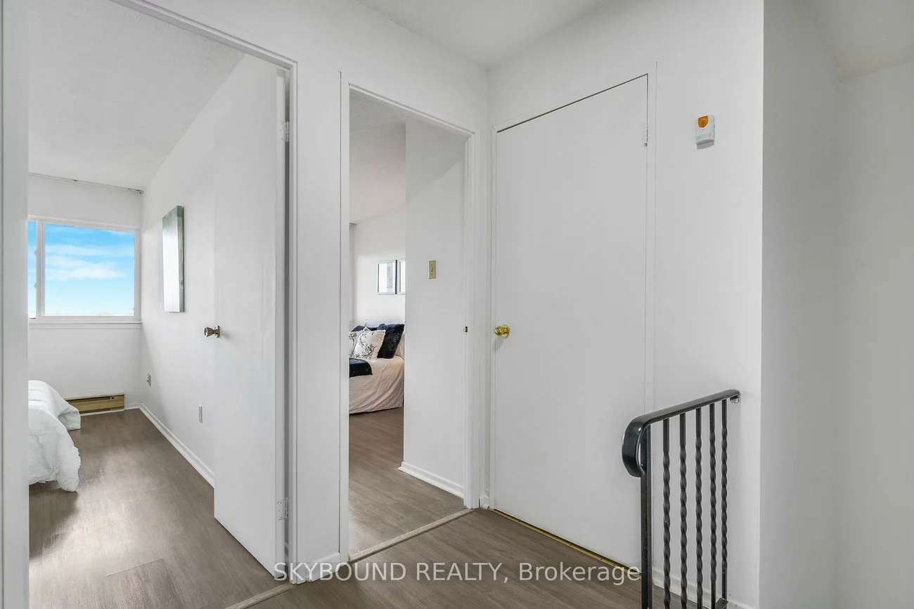 3055, Tomken, Applewood, Mississauga