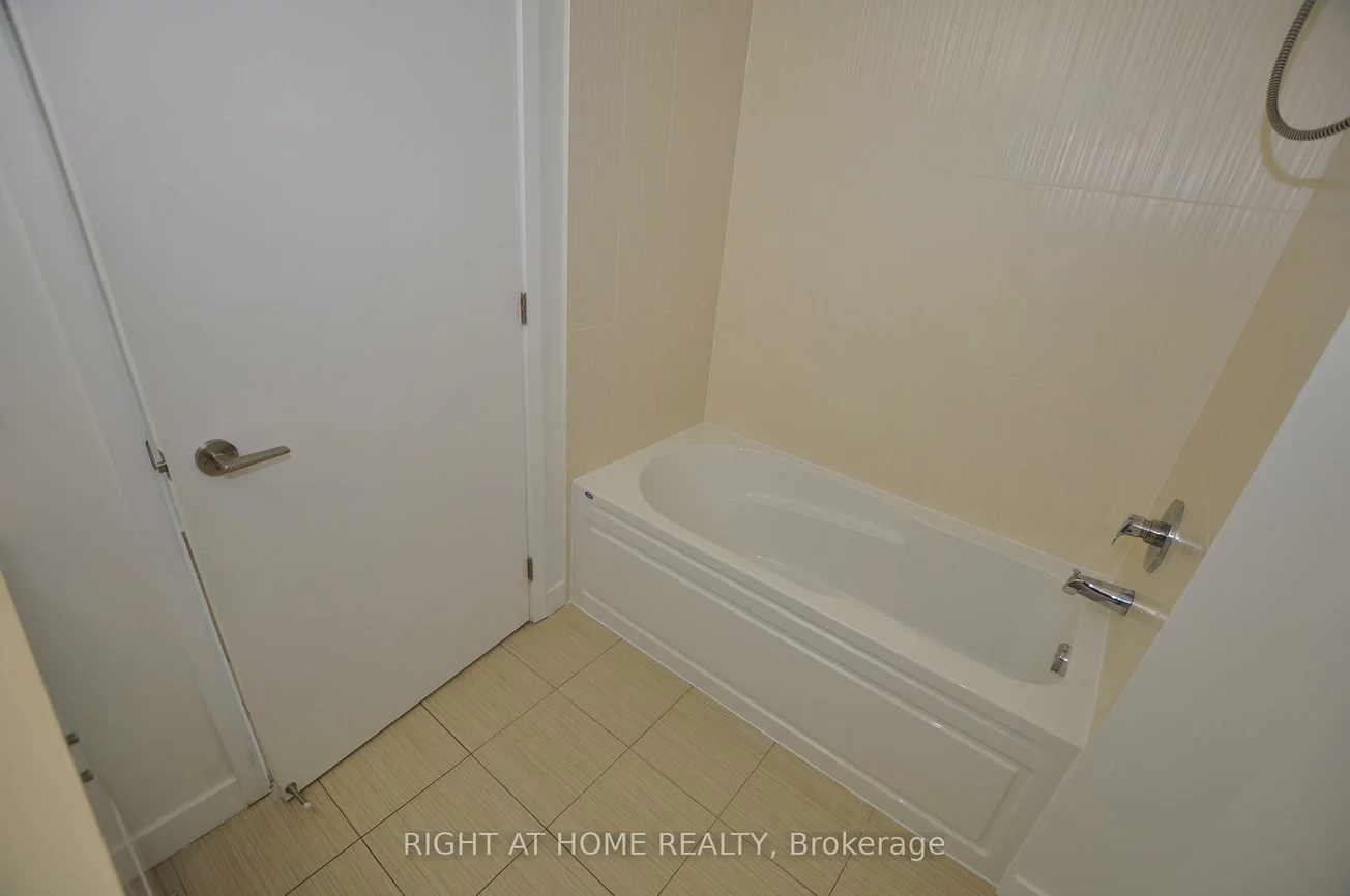 3975, GRAND PARK, City Centre, Mississauga