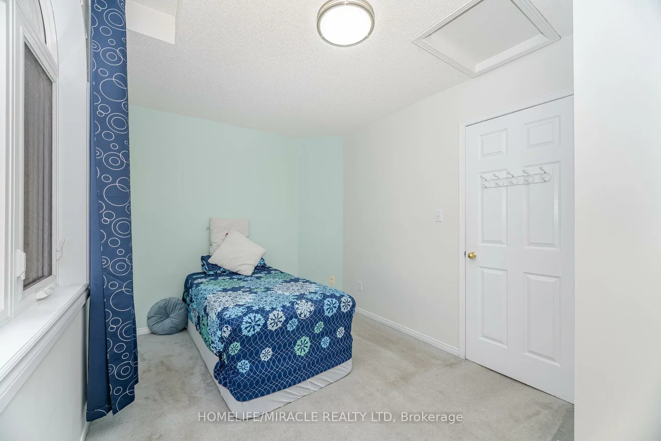 1285, Bristol, East Credit, Mississauga