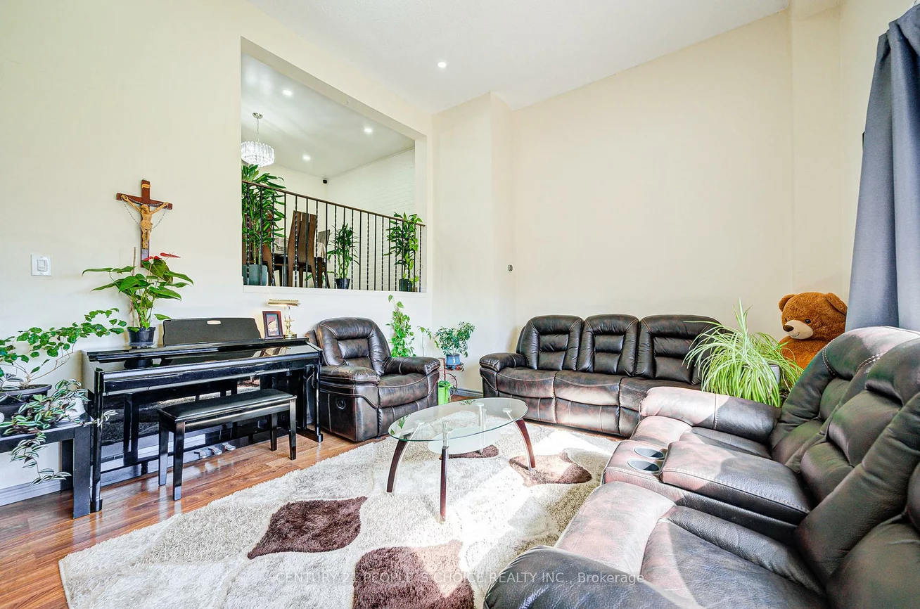 4020, Brandon Gate, Malton, Mississauga