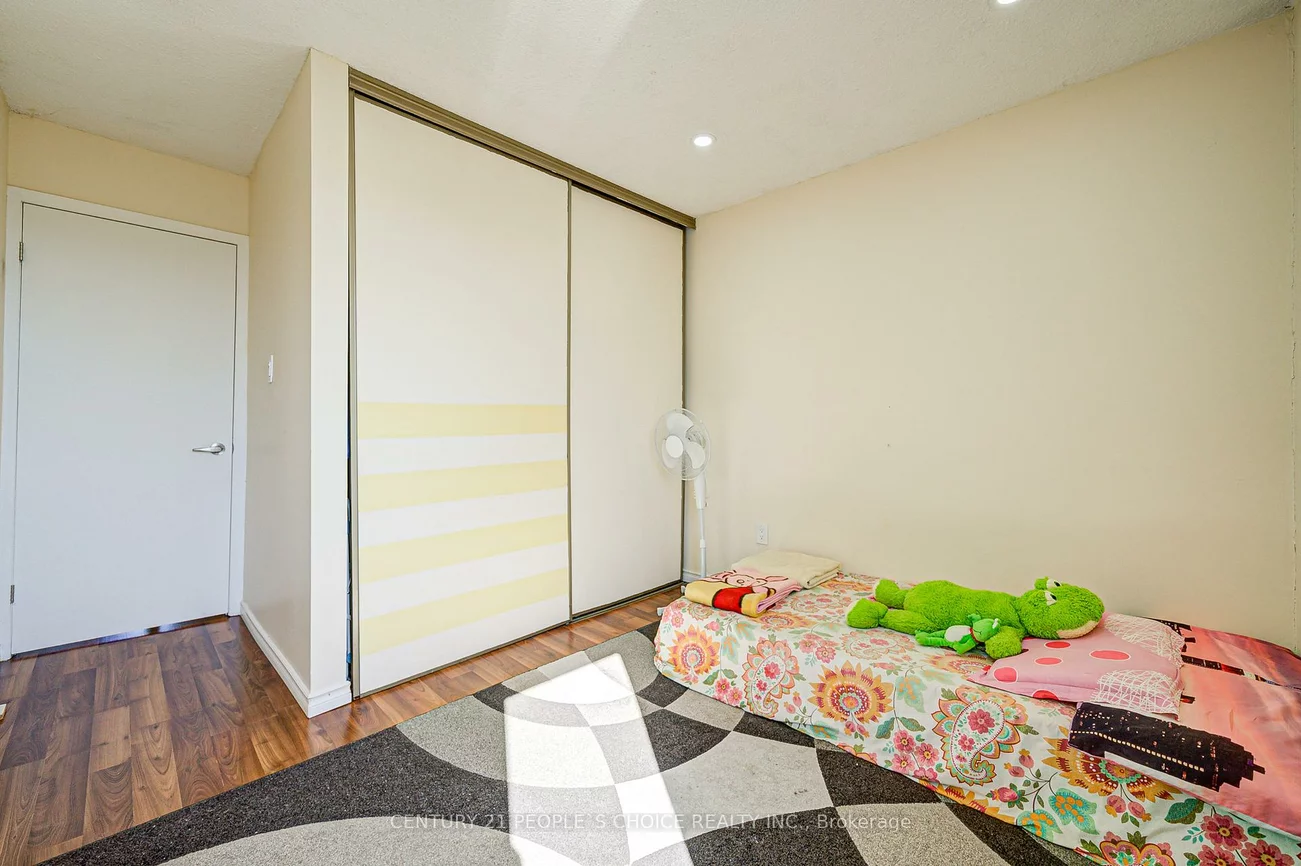 4020, Brandon Gate, Malton, Mississauga