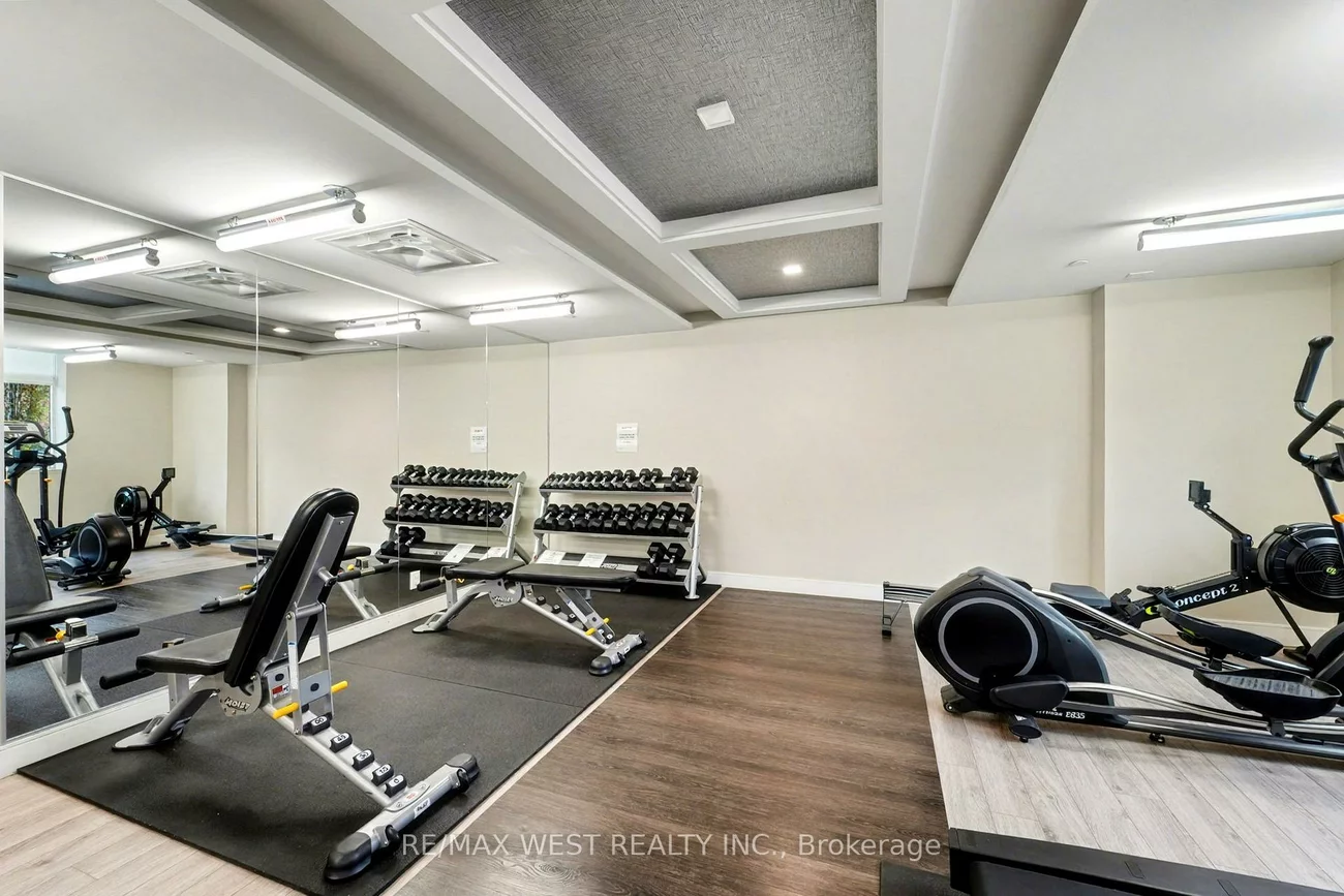 1575, Lakeshore, Clarkson, Mississauga