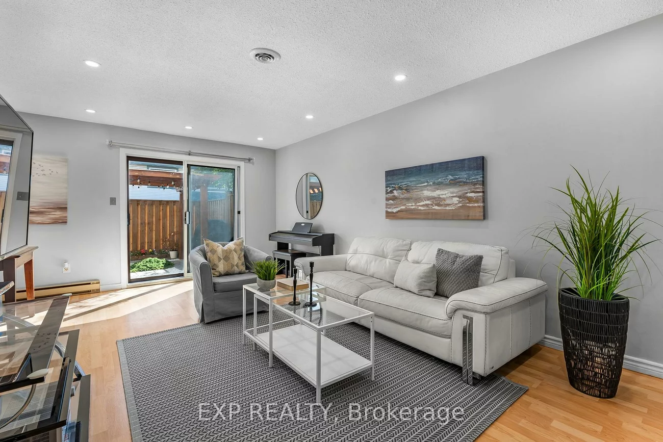 6797, Formentera, Meadowvale, Mississauga