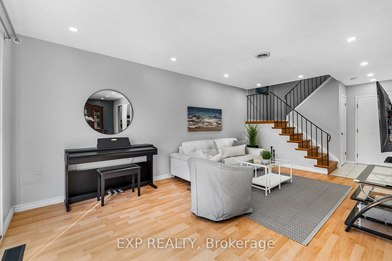 6797, Formentera, Meadowvale, Mississauga