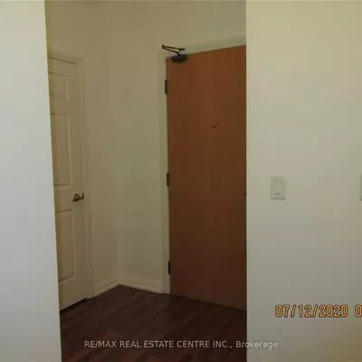 220, Forum, Hurontario, Mississauga