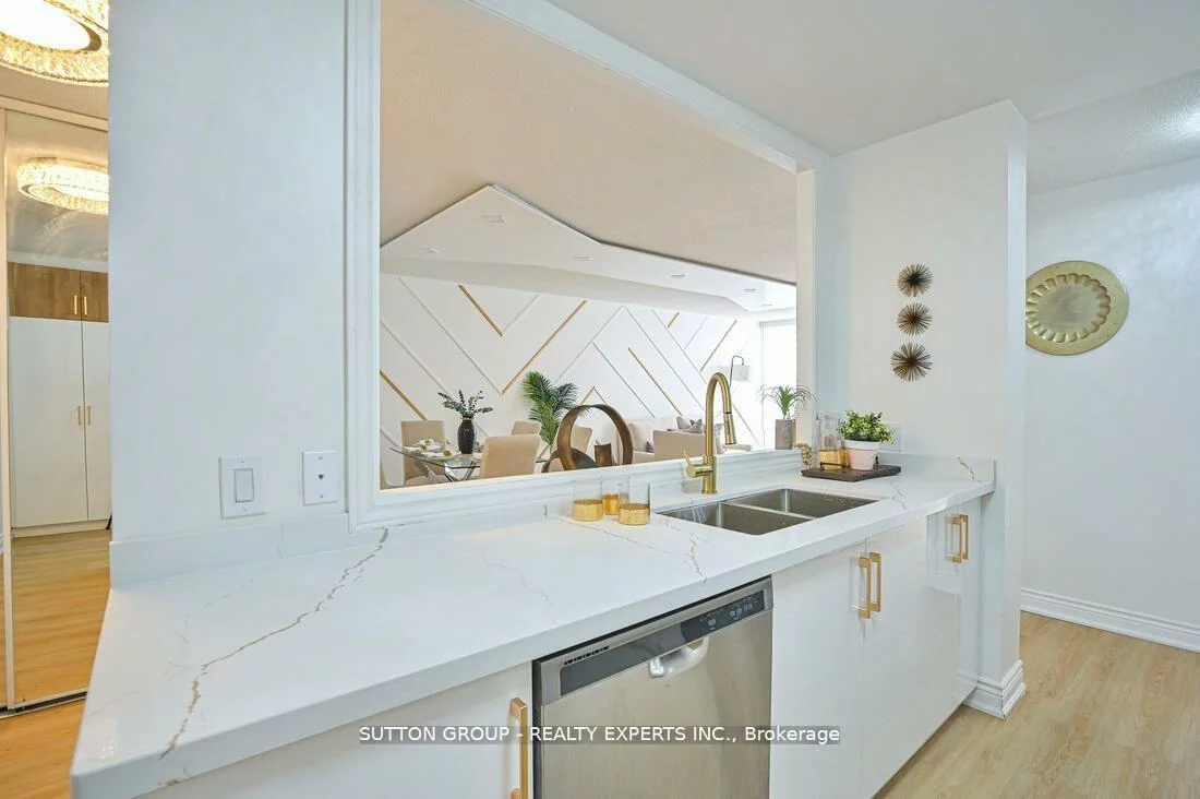 35, Trailwood, Hurontario, Mississauga