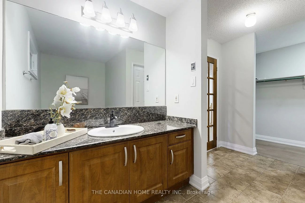 1725, The Chase, Central Erin Mills, Mississauga