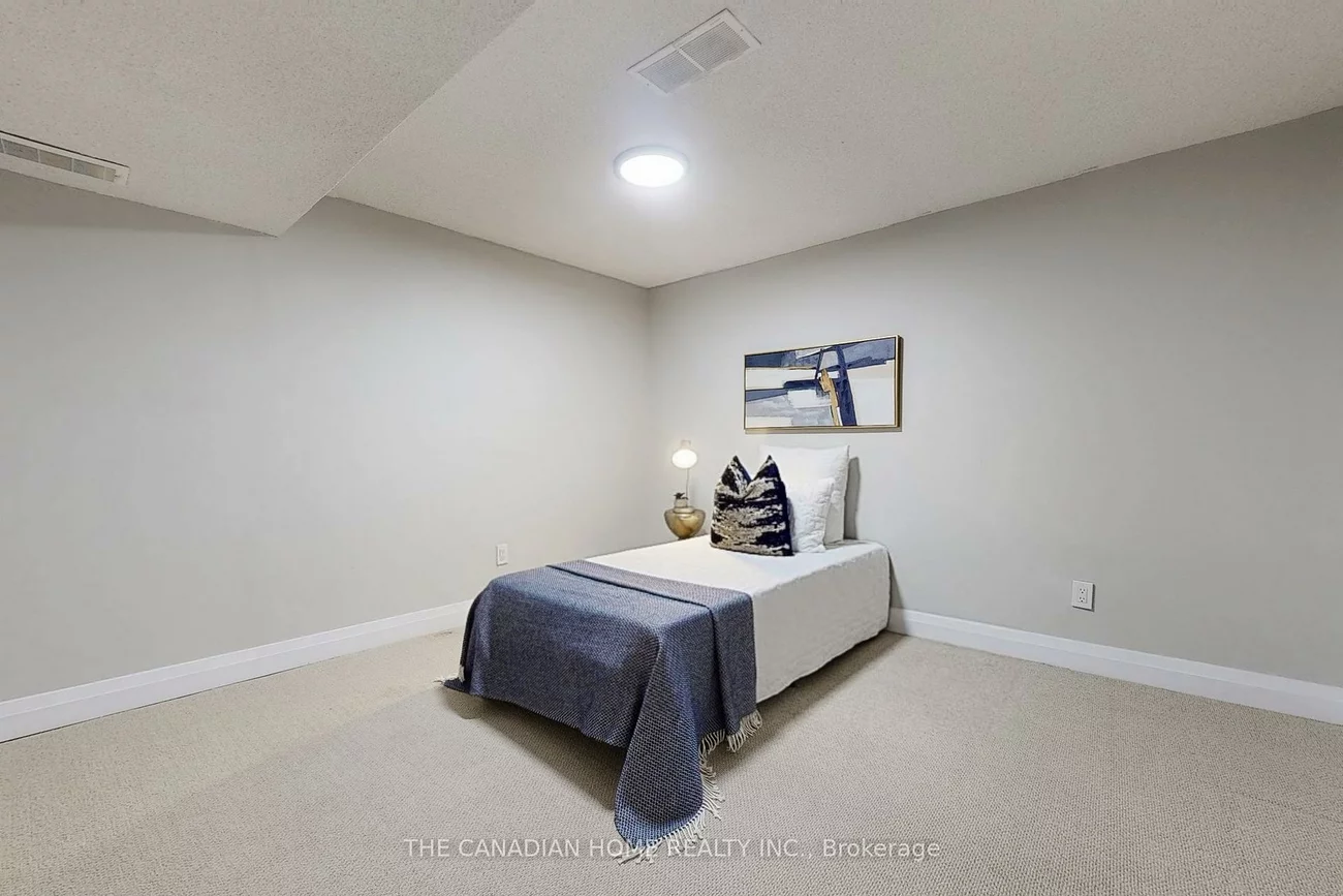 1725, The Chase, Central Erin Mills, Mississauga