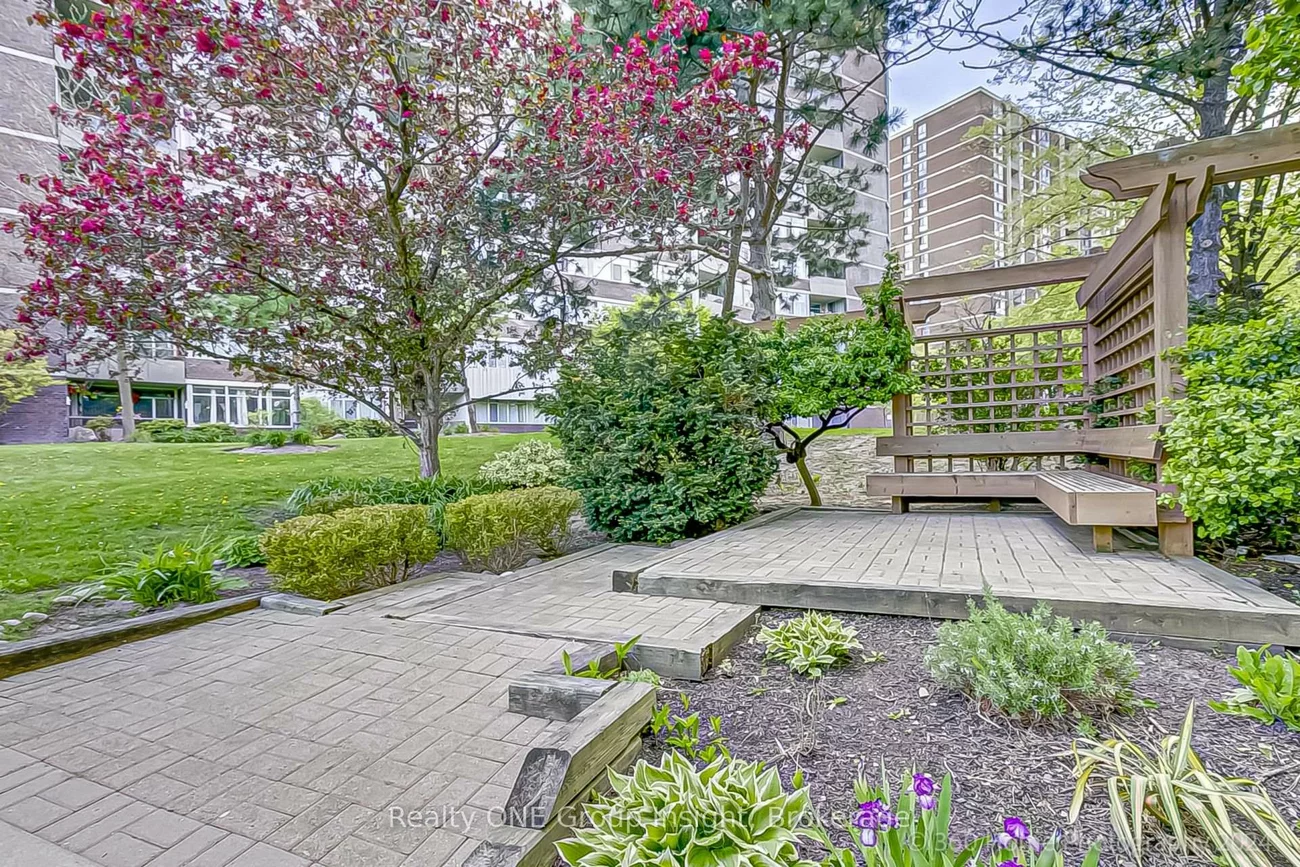 3100, Kirwin, Cooksville, Mississauga