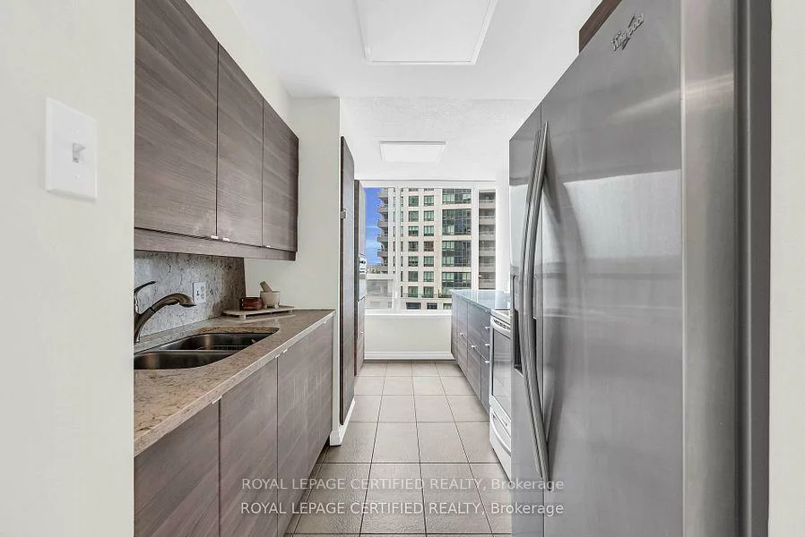 350, Rathburn, City Centre, Mississauga