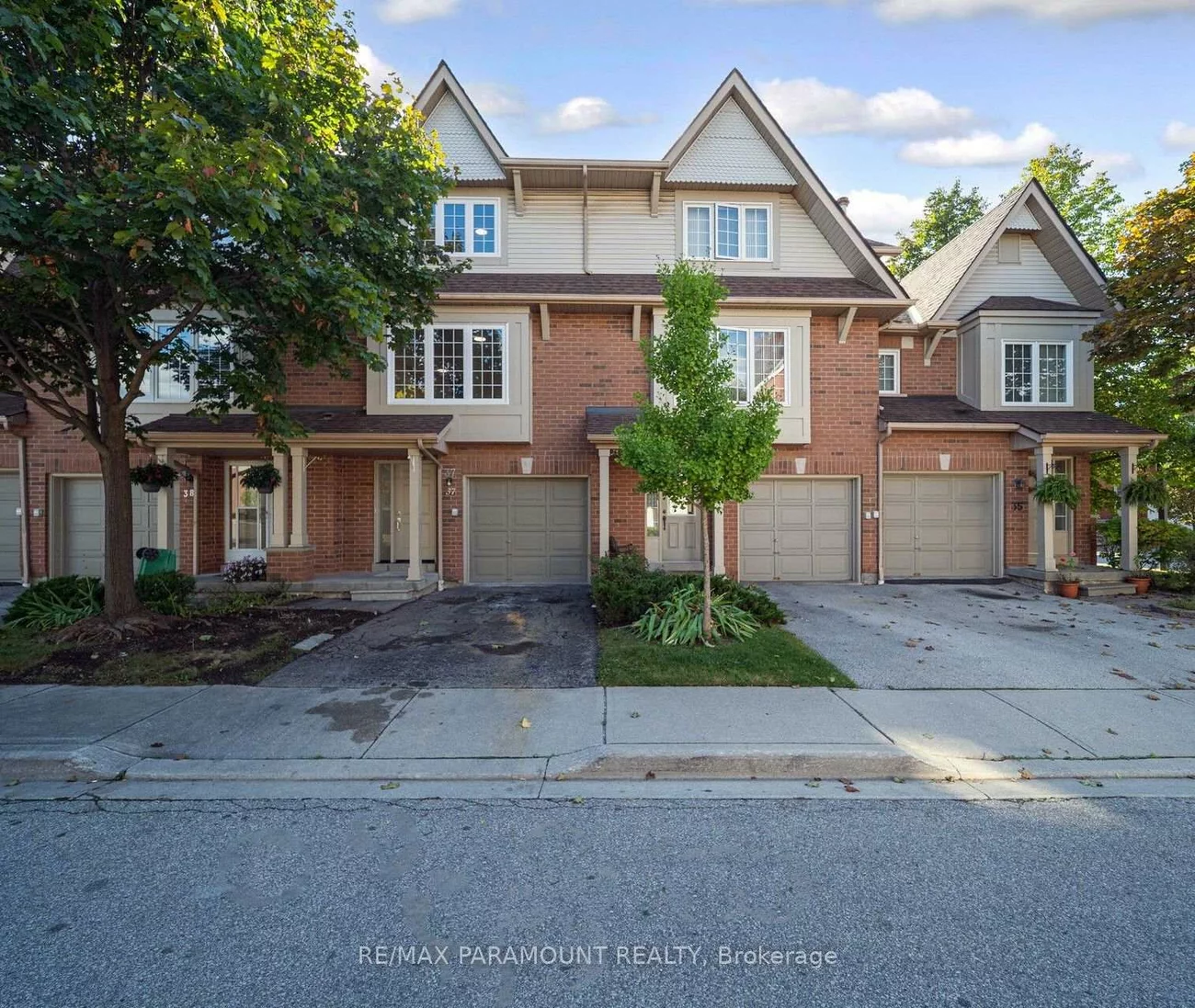 1575, South Parade, East Credit, Mississauga