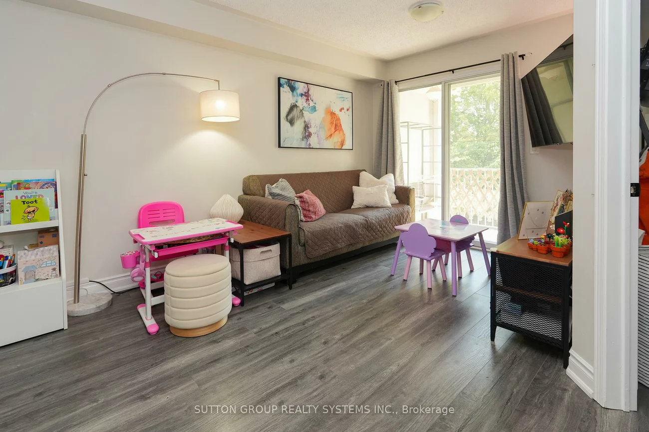 103, Bristol, Hurontario, Mississauga