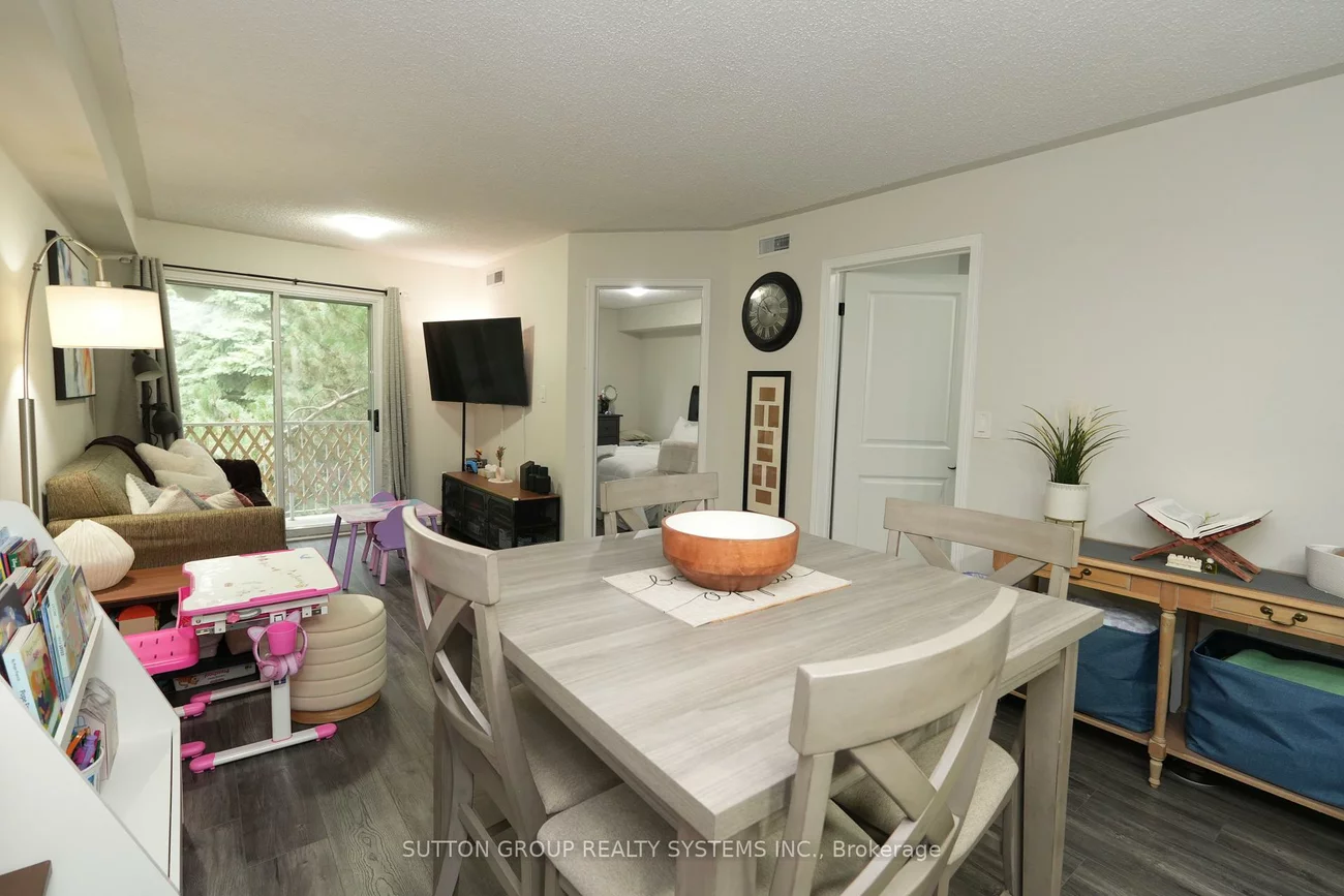 103, Bristol, Hurontario, Mississauga