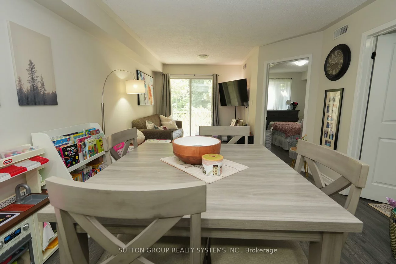 103, Bristol, Hurontario, Mississauga