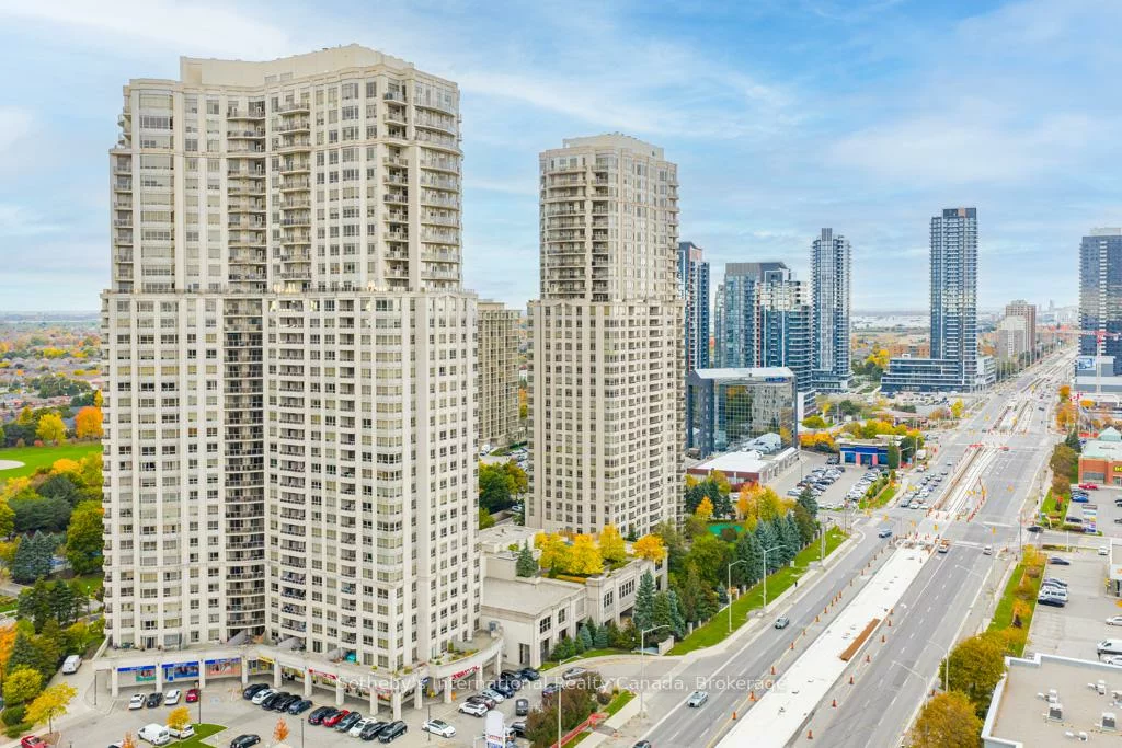 25, Kingsbridge Garden, Hurontario, Mississauga