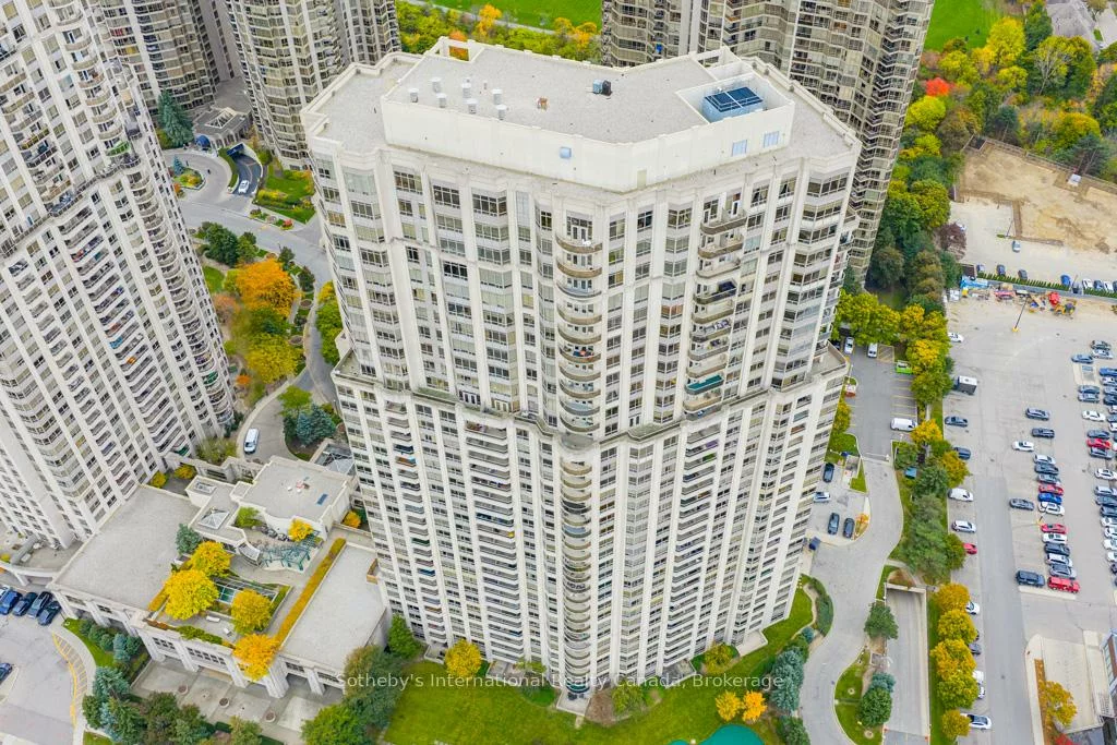 25, Kingsbridge Garden, Hurontario, Mississauga