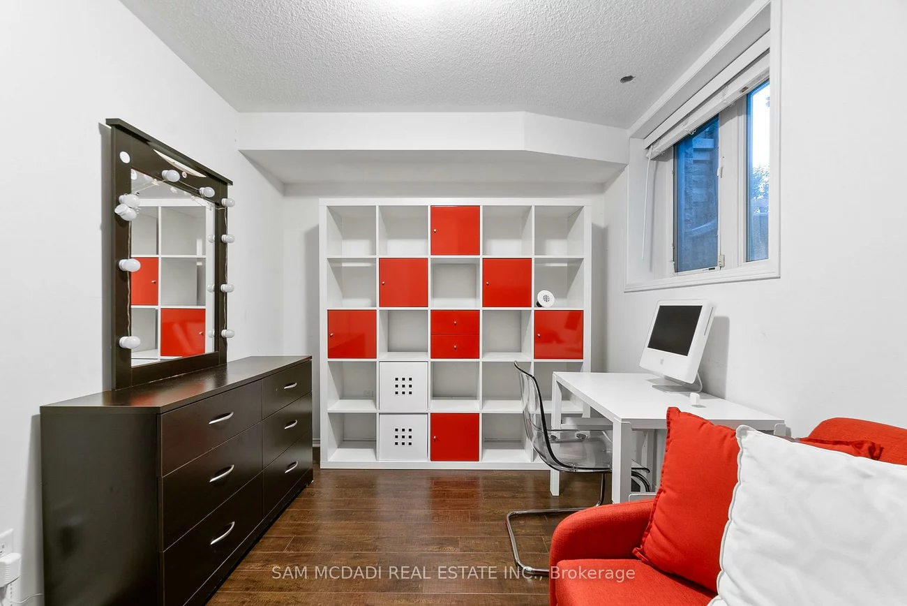 3250, Bentley, Churchill Meadows, Mississauga