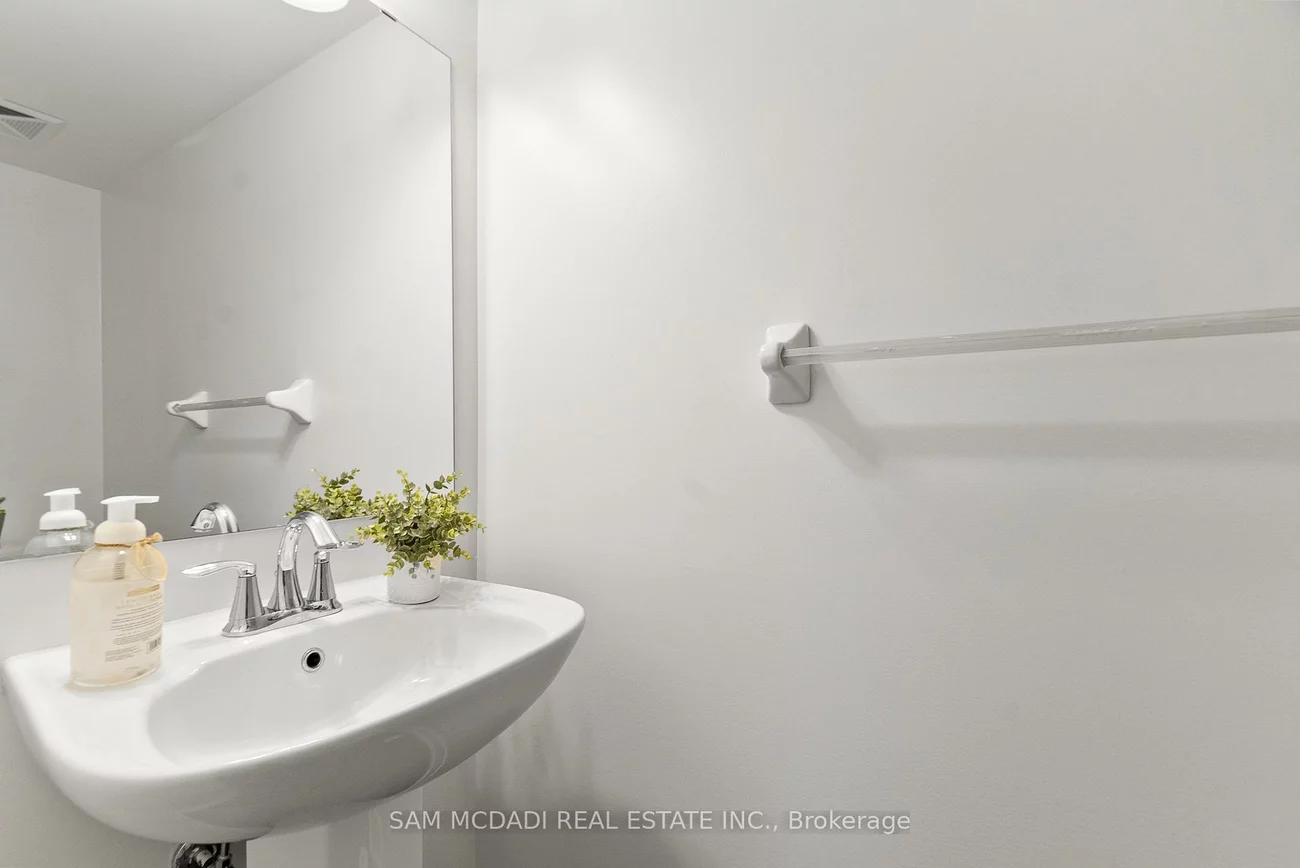 3250, Bentley, Churchill Meadows, Mississauga