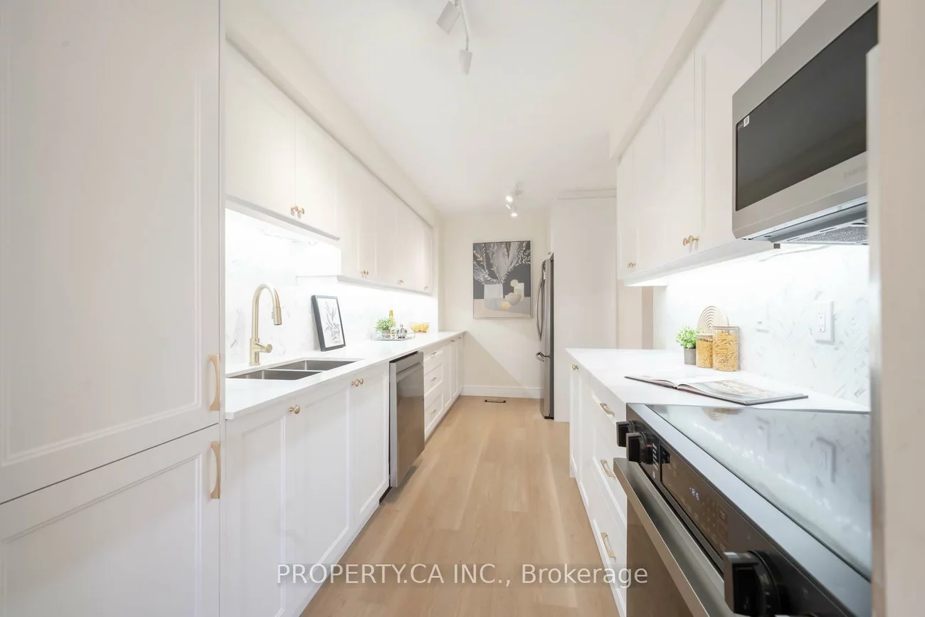 3430, Brandon Gate, Malton, Mississauga