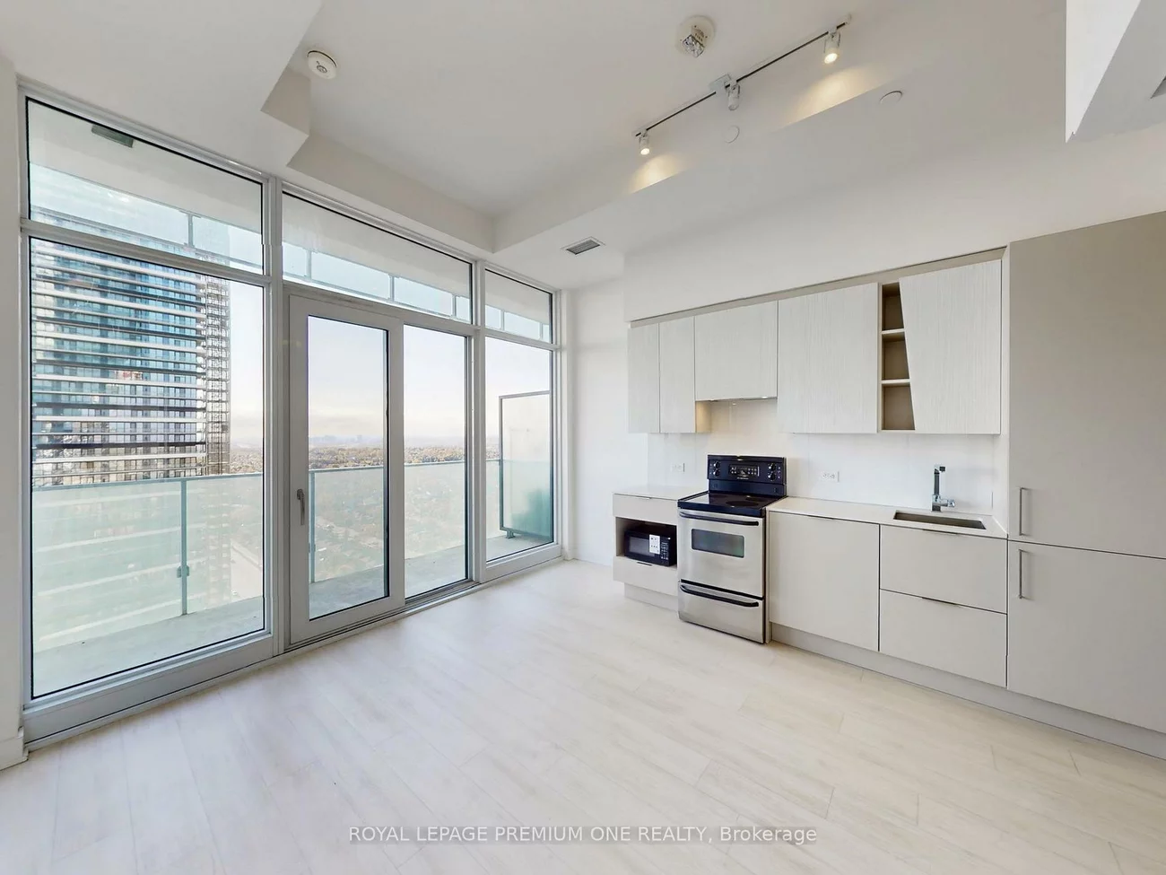 3900, Confederation, City Centre, Mississauga