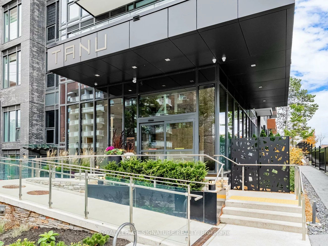 21, Park, Port Credit, Mississauga