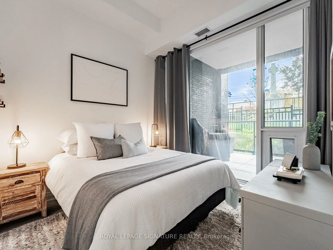 21, Park, Port Credit, Mississauga