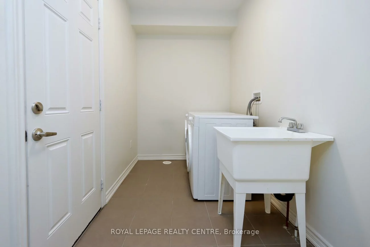 3190, Boxford, Churchill Meadows, Mississauga